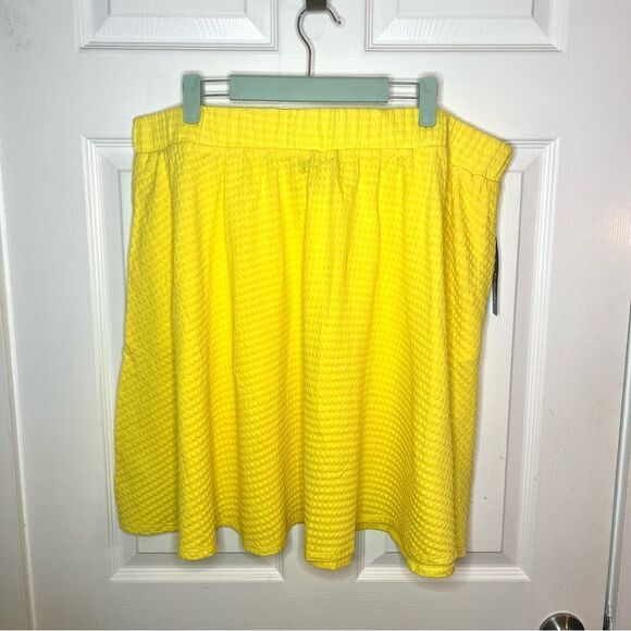 Modcloth Winner's Circle Skater Skirt Textured Mini Skirt Yellow ALine 1X NWT - Picture 7 of 13